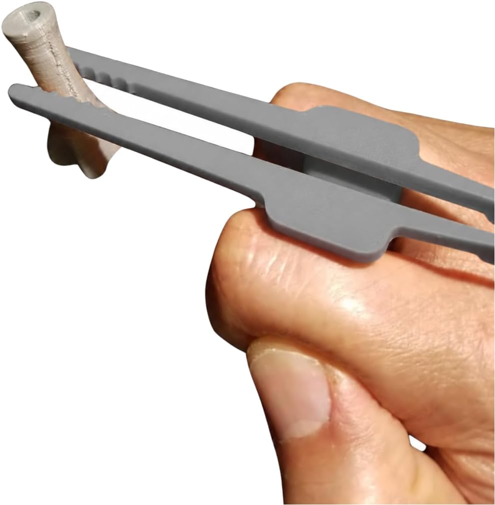 Finger Chopsticks - Wearable Gaming Snack Tool