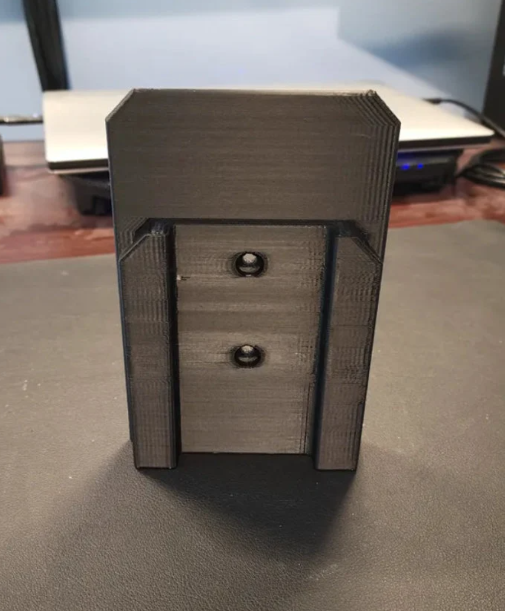 EGO Battery Wall Hanger Mount