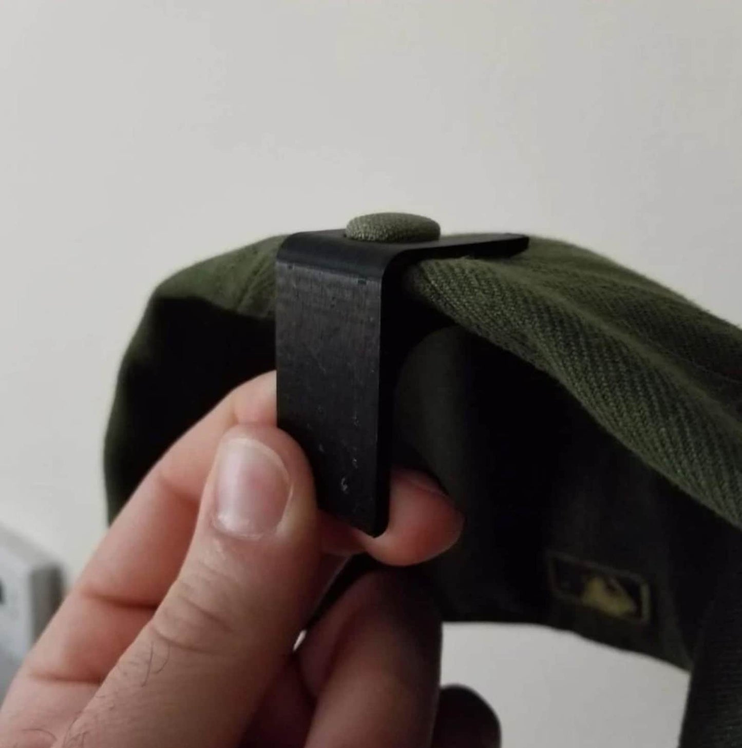Low-Profile Hat Hanger - STICK TO WALL | Hat Wall Clip Hook 3M Strips