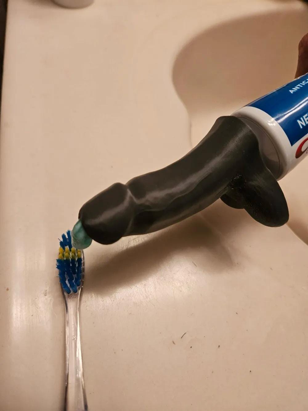 Novelty Penis Toothpaste Cap - Adult Bathroom Gag Gift