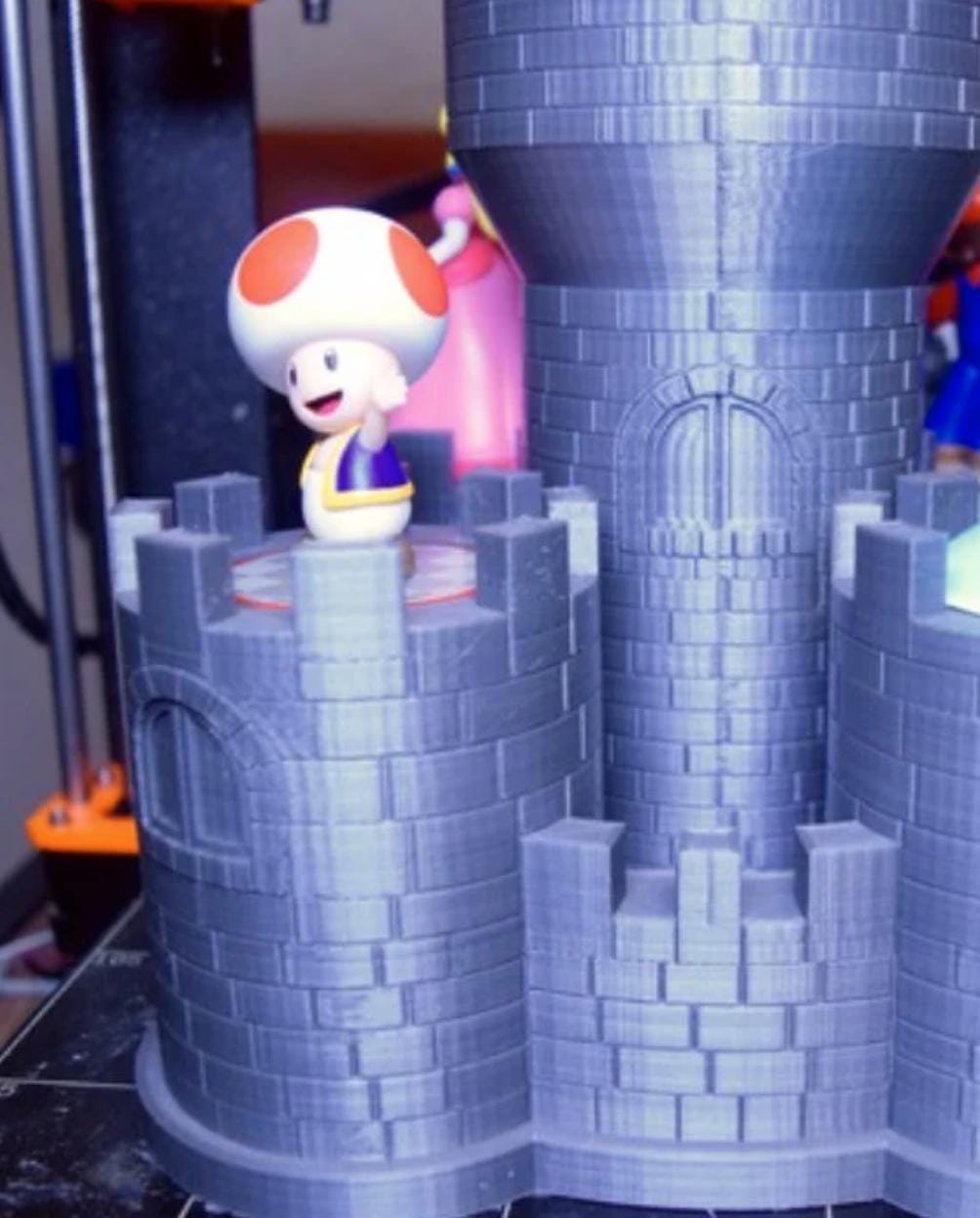 Bowser's Castle Amiibo Holder - Display Stand for 5 Figures