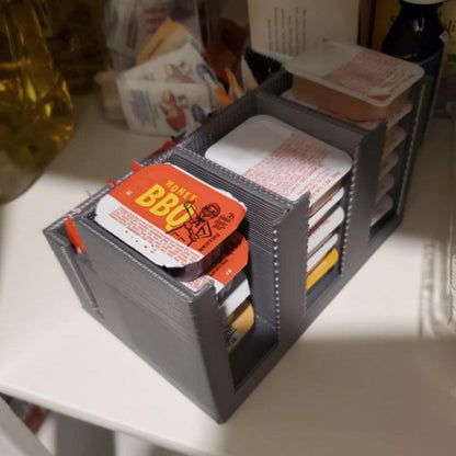Three-compartment sauce packet organizer
