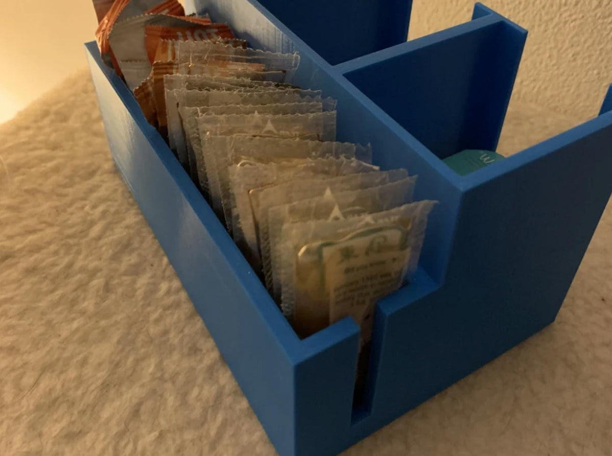 Three-compartment sauce packet organizer