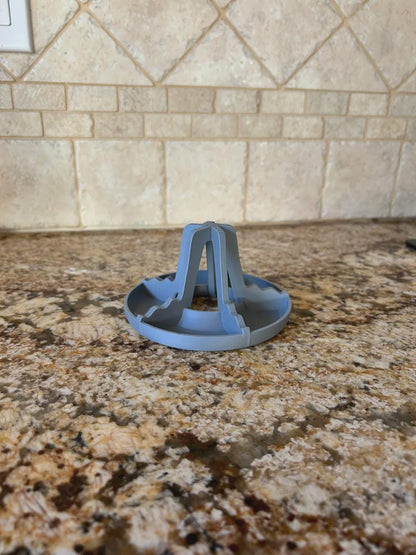 Front view of the bottle drying rack
