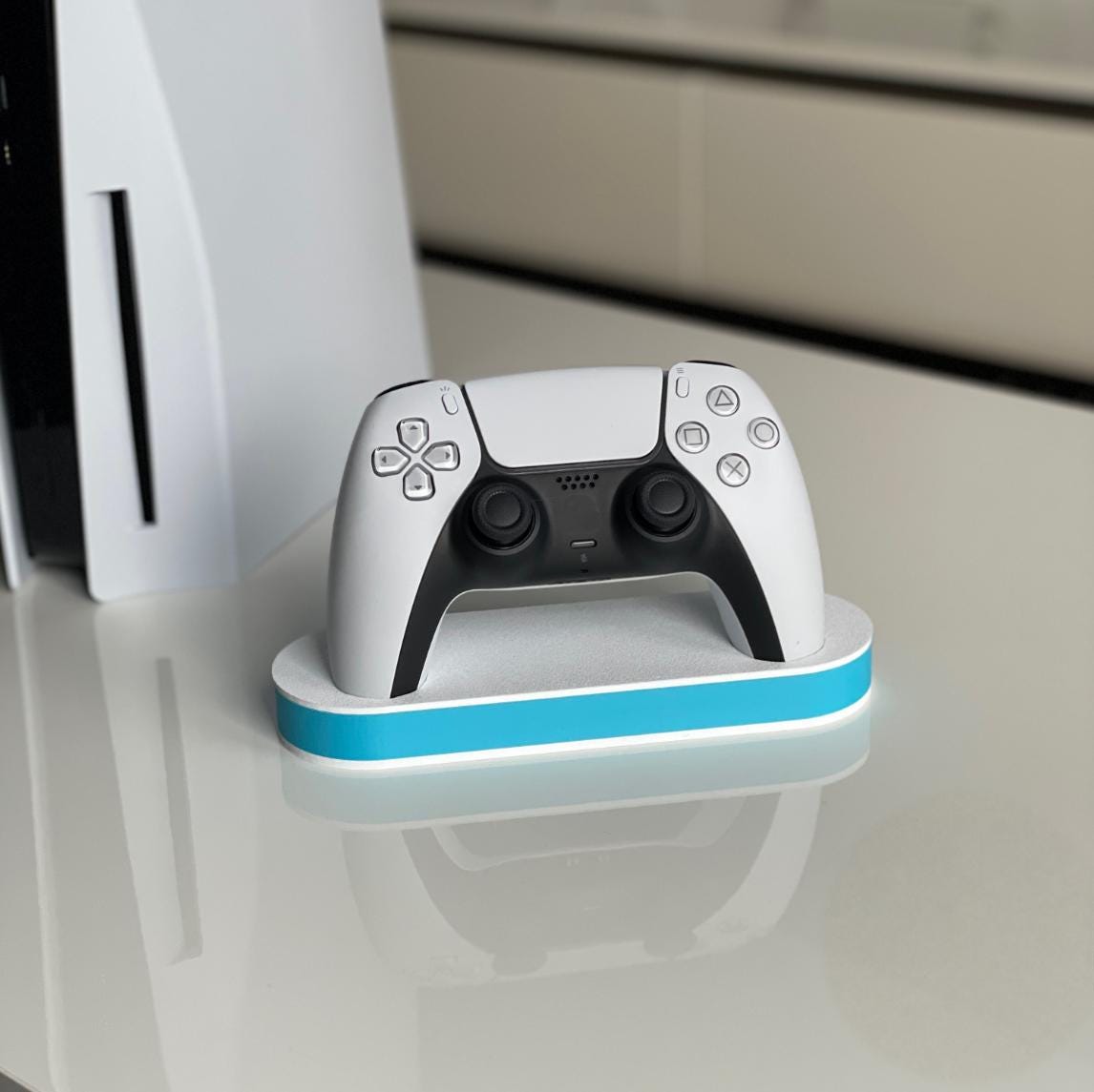 Minimal PS5 Controller Holder - Custom Accent Color